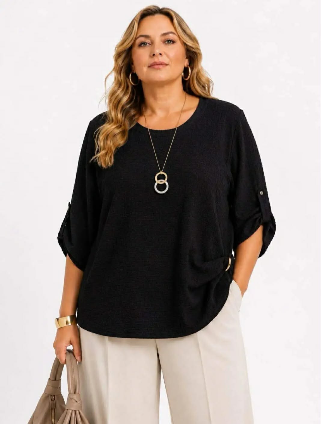 Top Oversize Col Rond Uni Texturé Manches 3/4 Retroussées Bouton Doré Ourlet Arrondi