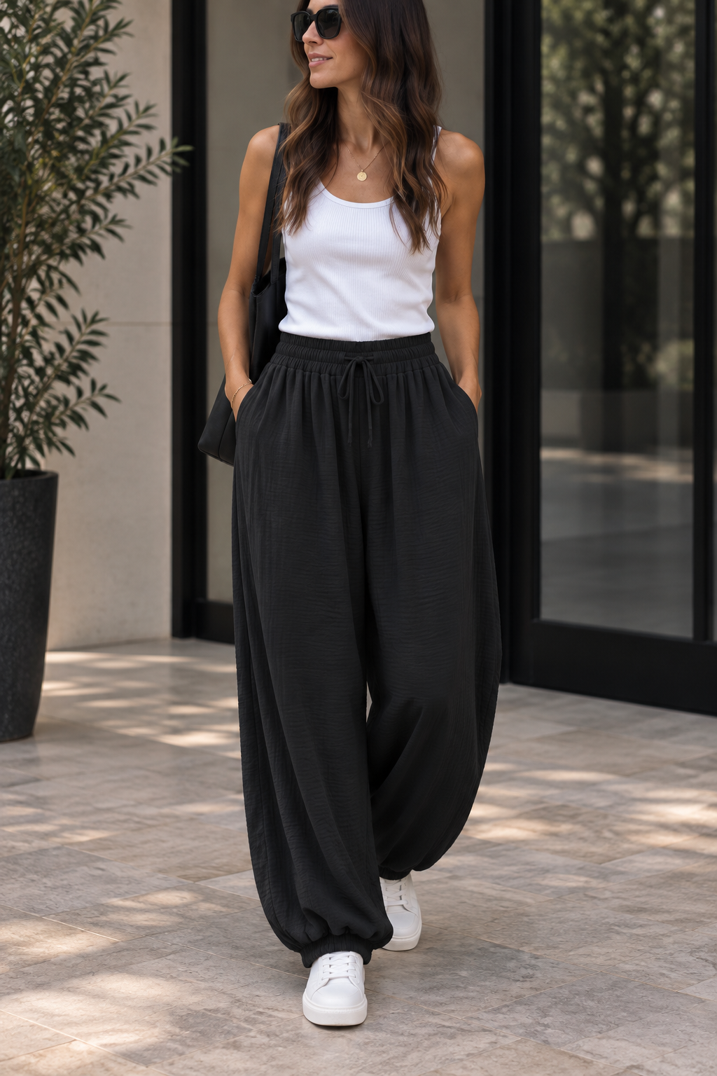 Pantalon Bouffant Sarouel Fluide Taille Smockée Cordon Cheville Resserrée Bord-Côte 2 Poches