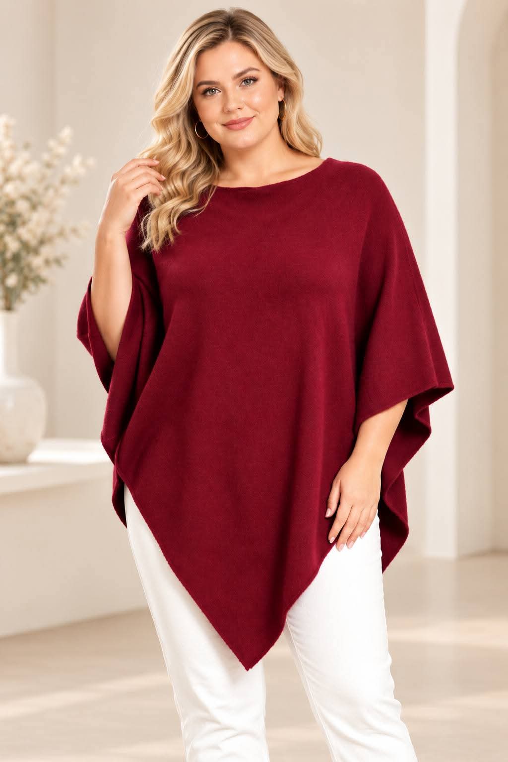 Poncho Oversize Col Rond Maille Douce Unie Ourlet Asymétrique Pointe
